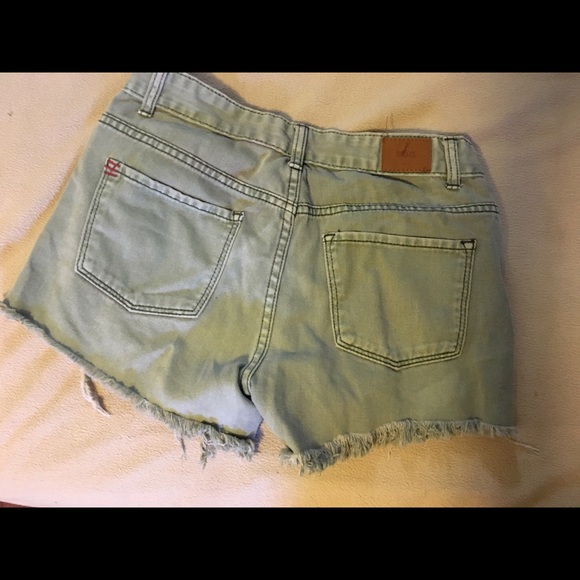 BDG shorts - Picture 2 of 3